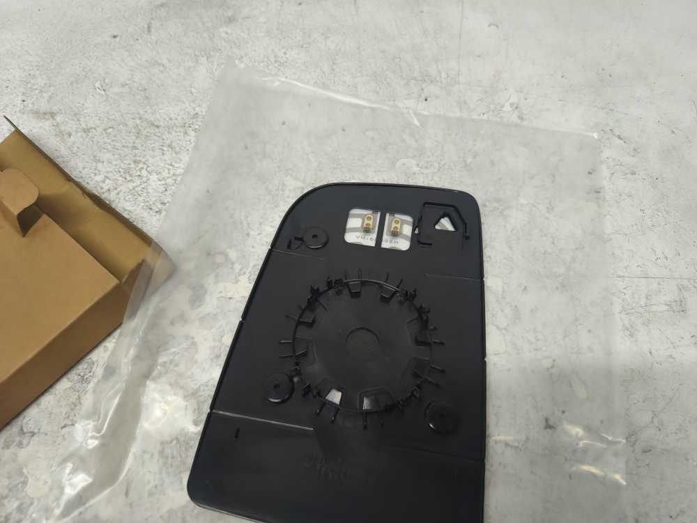 MIROIR DE RETROVISEUR DROIT MERCEDES SPRINTER/ VW CRAFTER 2009+ - Vue 2